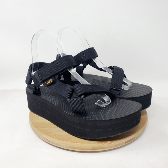 Teva Flatform Universal Sandals Womens 7 Black Platform Straps Chunky Shoes - Picture 2 of 12